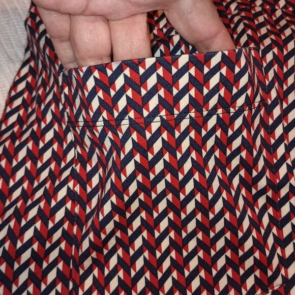 Cabi Size L High Rise Red and Blue Wide Leg Crops - Picture 11 of 12